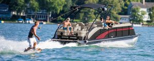 2017 Bennington 25QCWT-IO wakeboarding pontoon